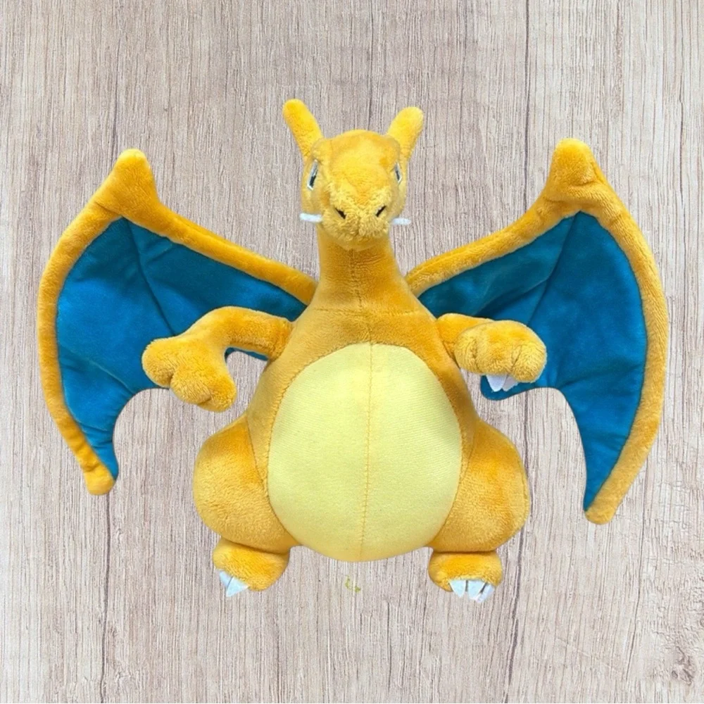 2018 Pokemon Charizard 8.5